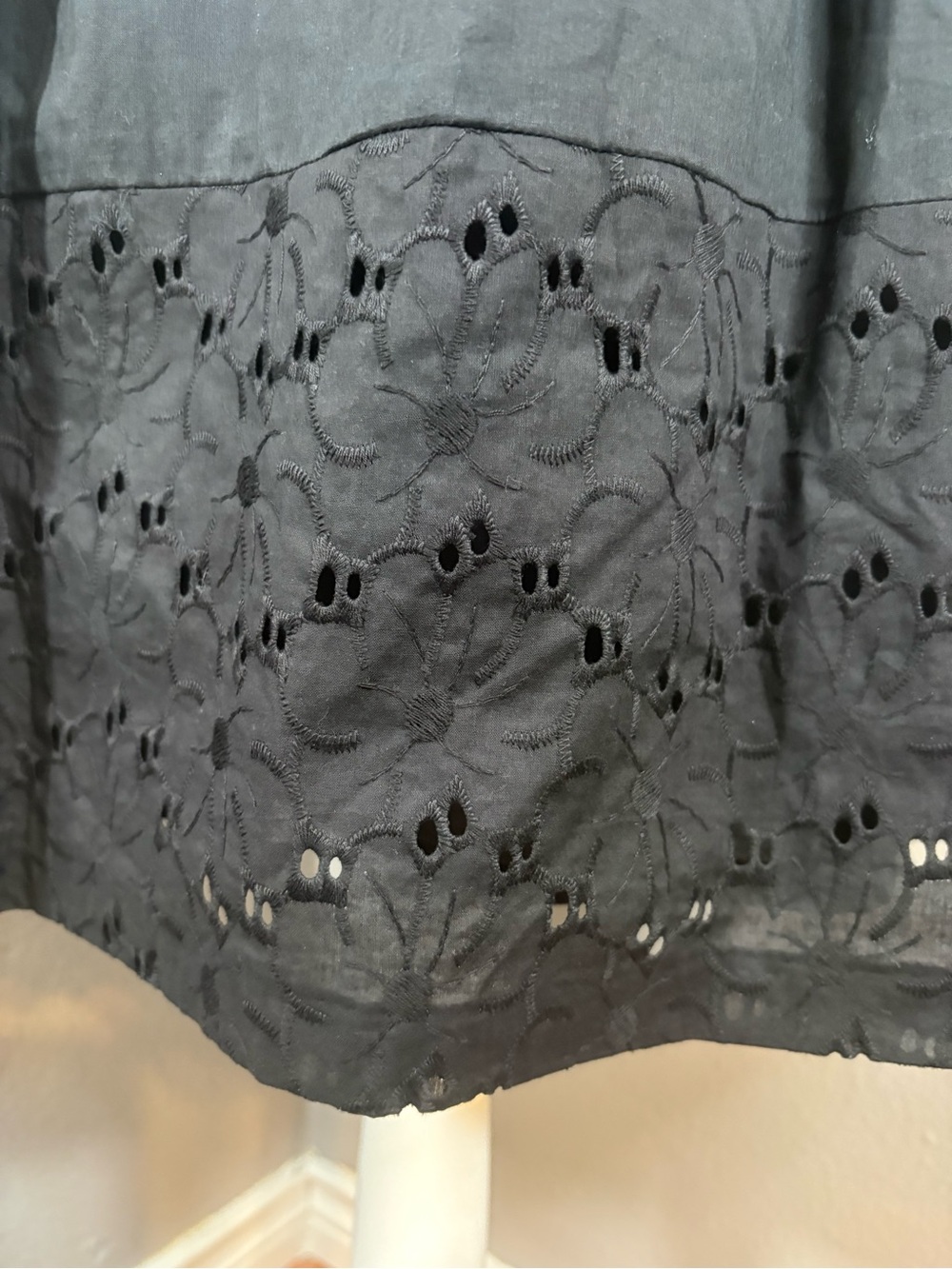 NWT Laundry Strapless Black Eyelet Dress Size 6 - Picture 8 of 11